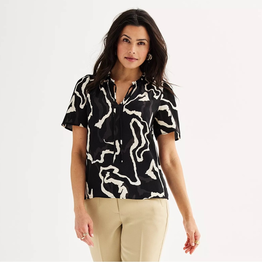 Nine West Sheer Black & White Abstract Tie-Neck Blouse – Medium